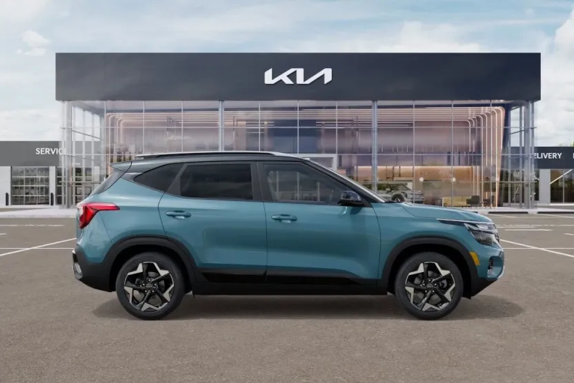 2026 Kia Seltos S photo 1
