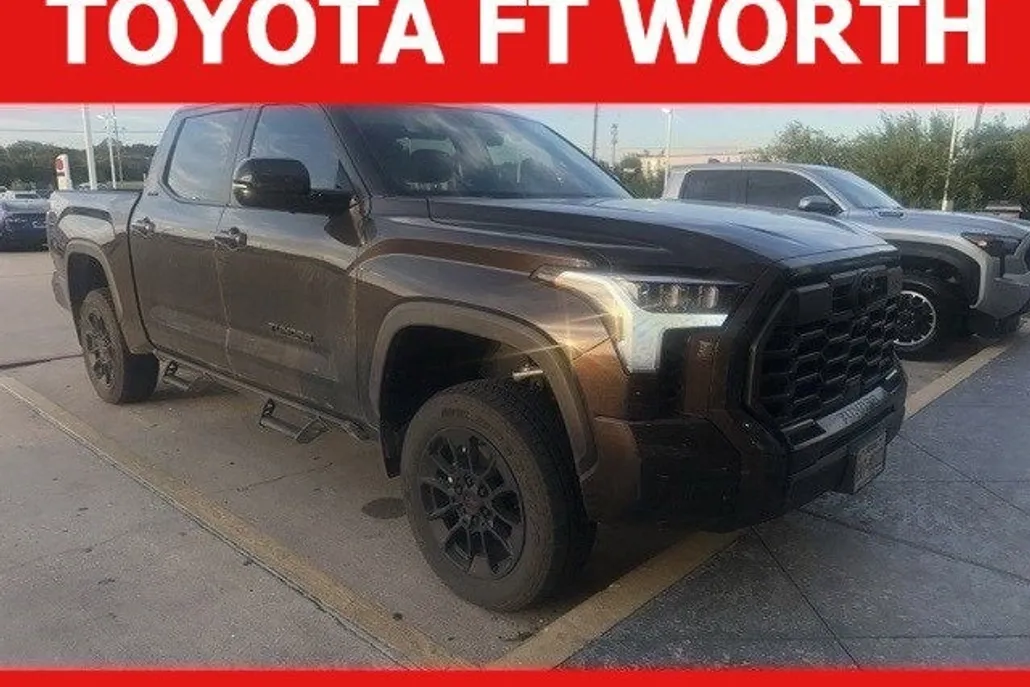 2025 Toyota Tundra Limited photo 1
