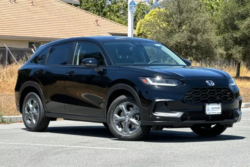 2026 Honda HR-V LX photo 1