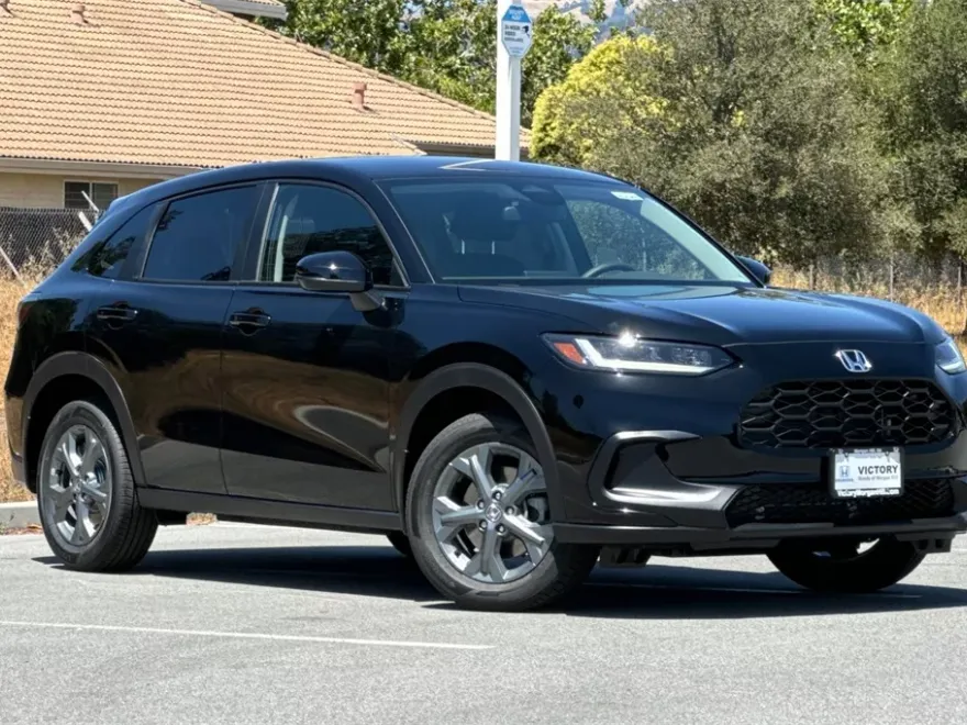 2026 Honda HR-V LX photo 1