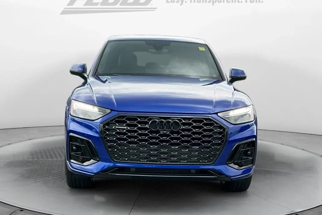2024 Audi Q5 Sportback Premium Plus 45 TFSI S line photo 1