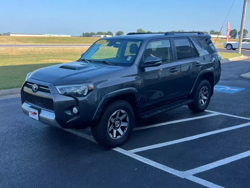 2020 Toyota 4Runner TRD Premium photo 1