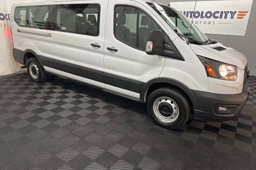 2023 Ford Transit photo 1