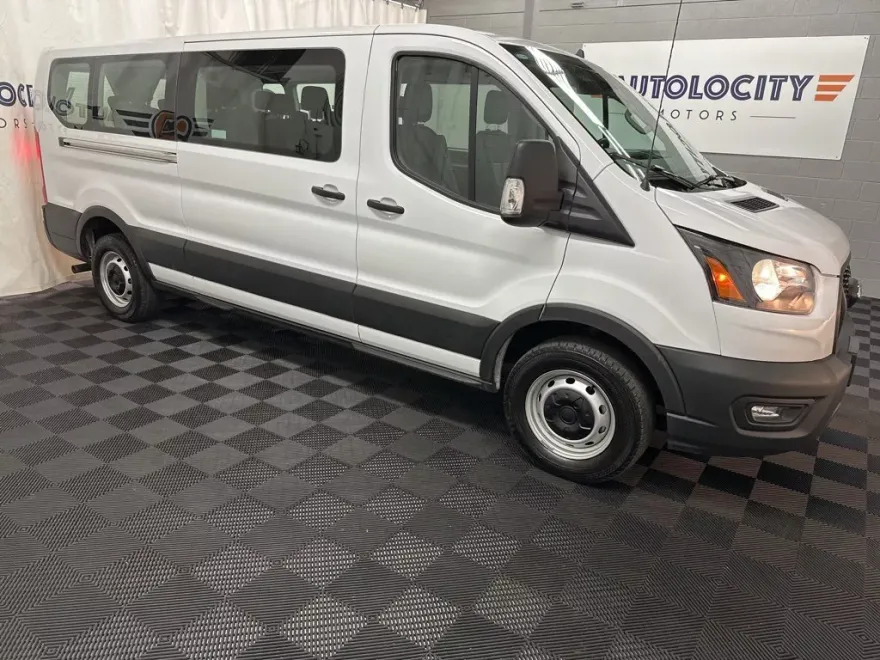 2023 Ford Transit photo 1