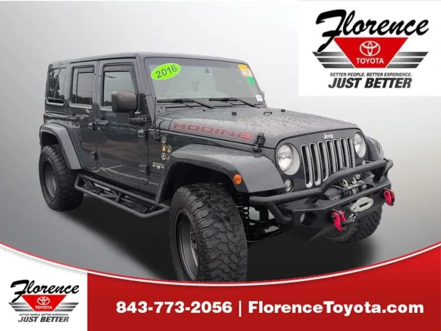 2016 Jeep Wrangler Unlimited Sahara photo 1