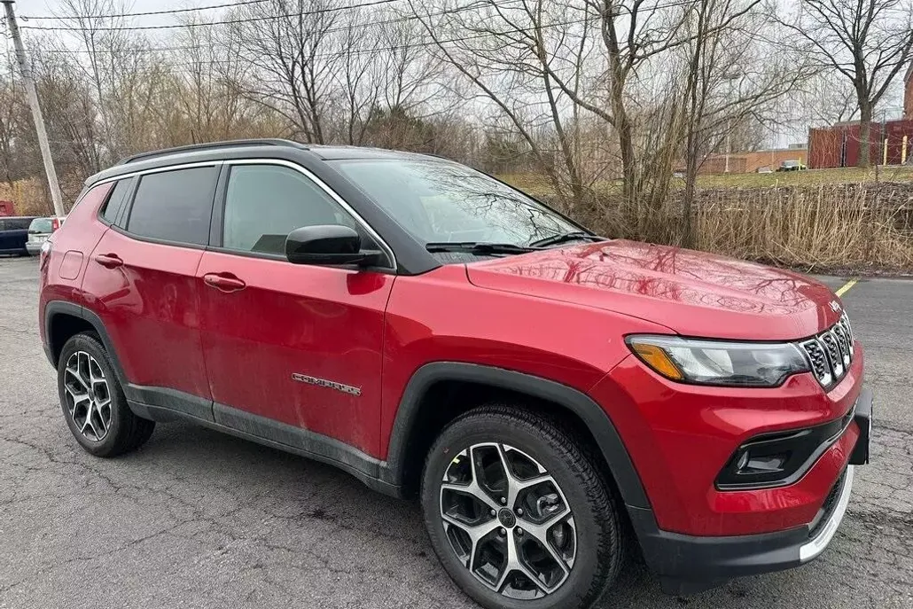 2025 Jeep Compass Limited photo 1
