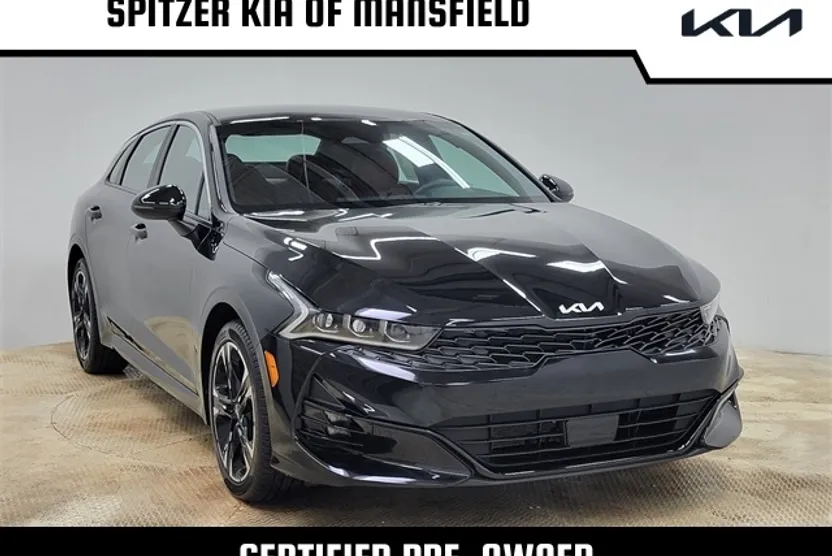 2024 Kia K5 GT-Line photo 1