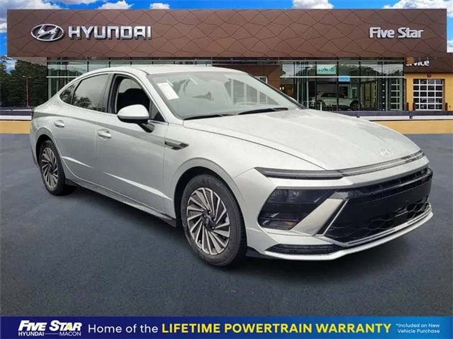 2025 Hyundai Sonata Hybrid SEL photo 1