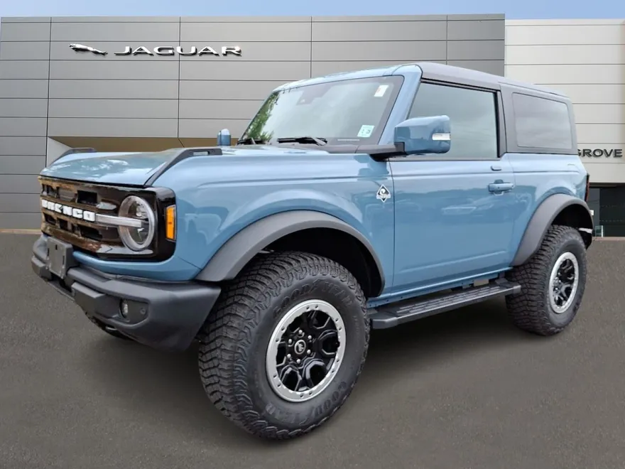 2023 Ford Bronco Outer Banks photo 1