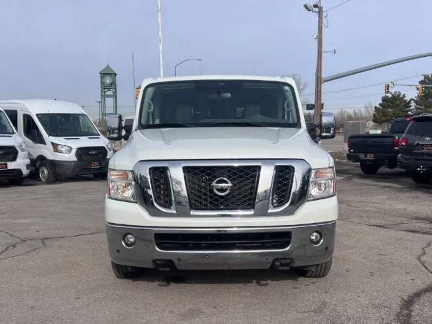 2017 Nissan NV3500 HD SL photo 1