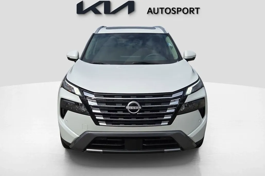2024 Nissan Rogue SL photo 1