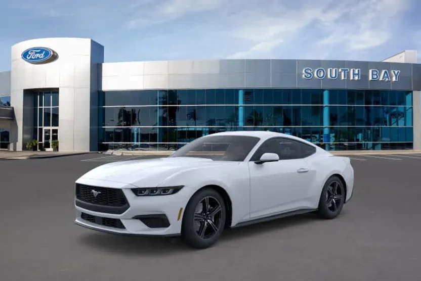2025 Ford Mustang EcoBoost photo 1