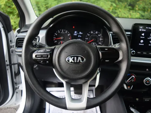2021 Kia Rio LX photo 4