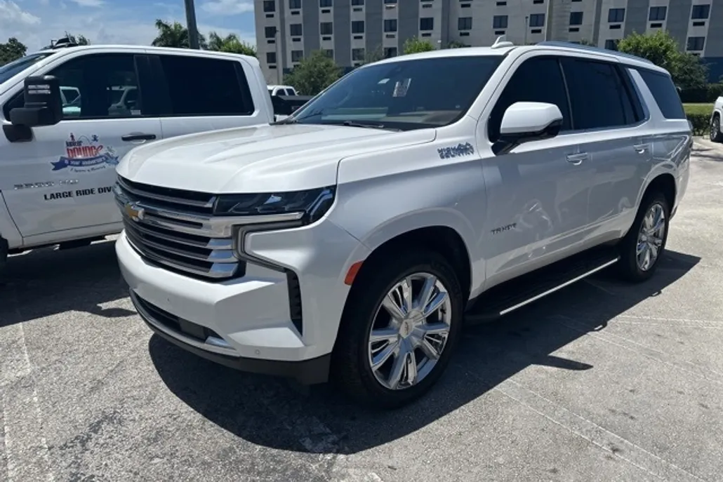 2021 Chevrolet Tahoe High Country photo 1