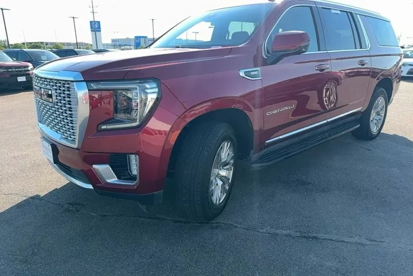 2024 Gmc Yukon XL Denali photo 1
