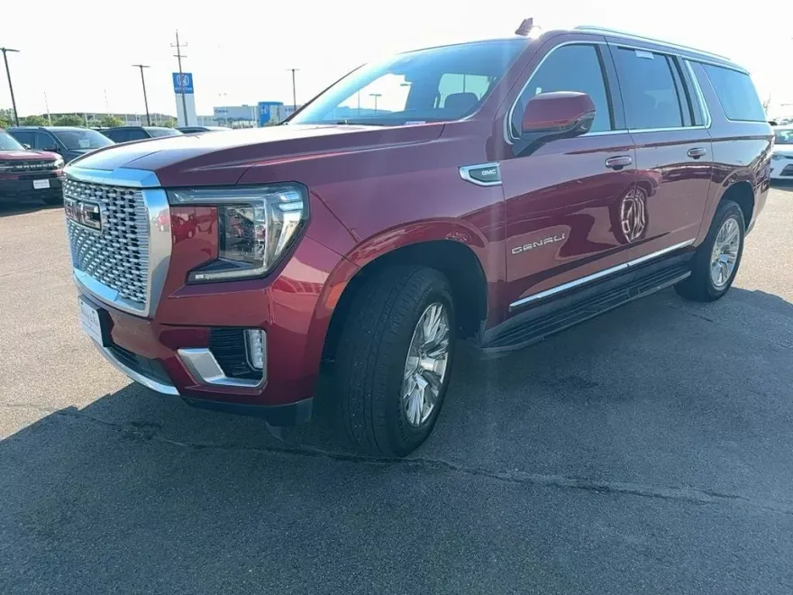 2024 Gmc Yukon XL Denali photo 1