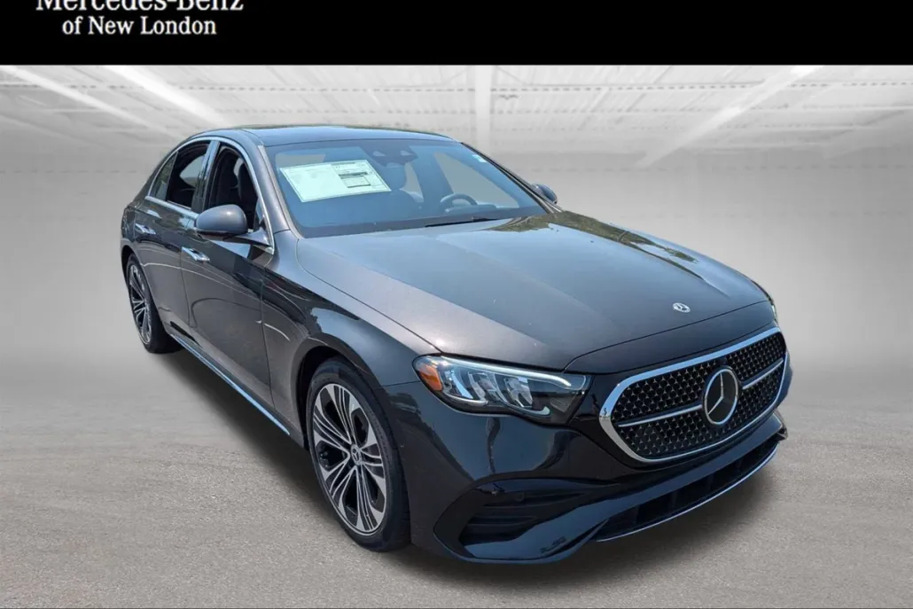 2024 Mercedes Benz E 350 4MATIC Sedan photo 1