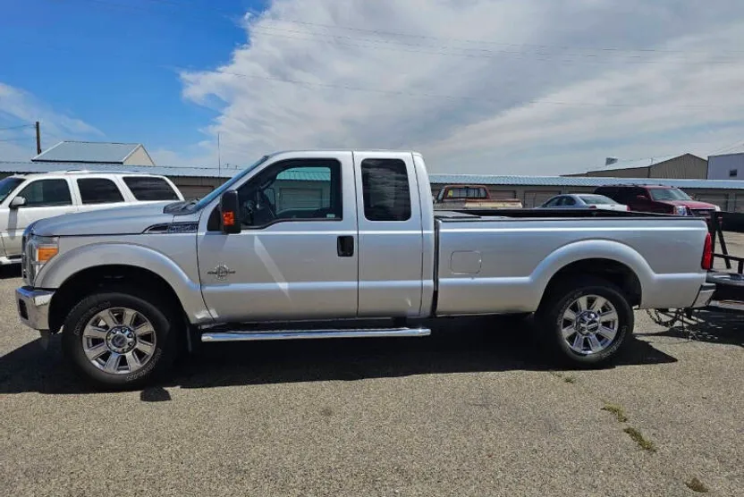 2013 Ford F-250 XLT photo 1