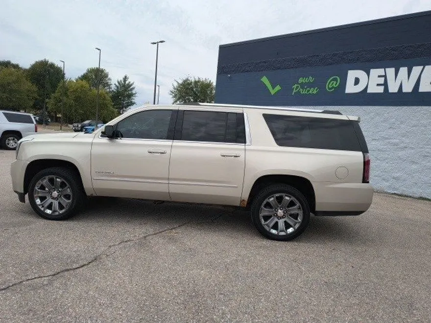 2016 Gmc Yukon XL Denali photo 1