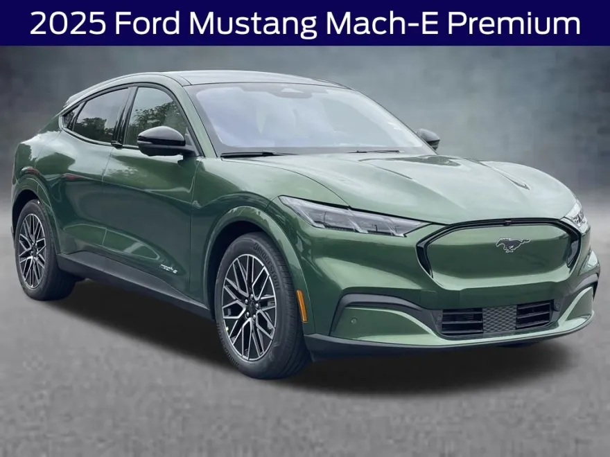 2025 Ford Mustang Mach-E Premium photo 1