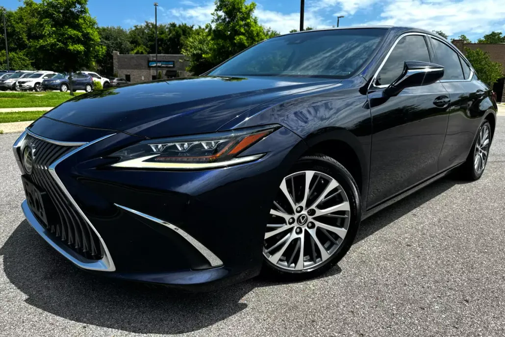 2019 Lexus ES 350 photo 1