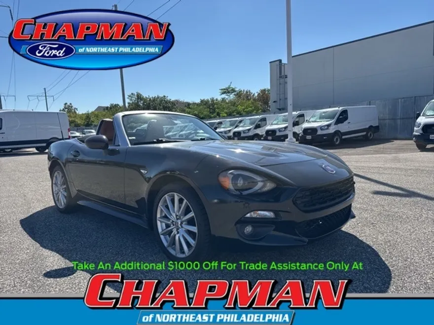 2018 Fiat 124 Spider Lusso photo 1
