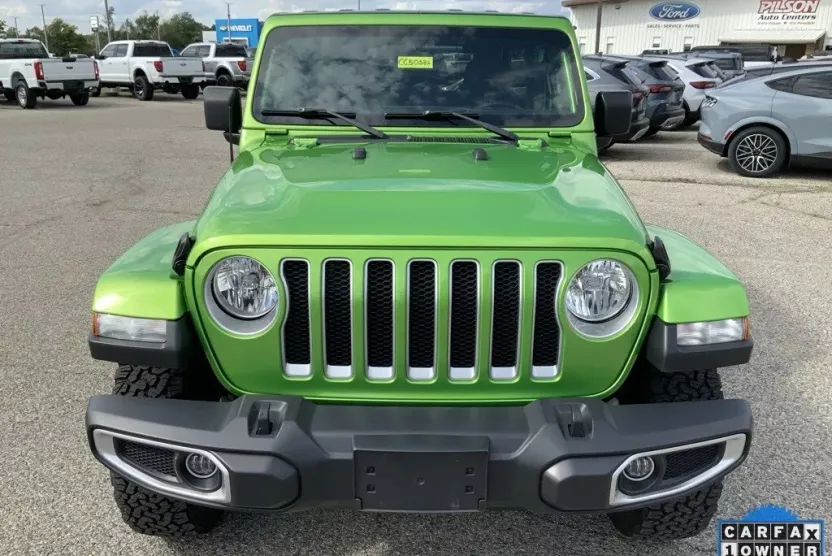 2018 Jeep Wrangler Unlimited Sahara photo 1