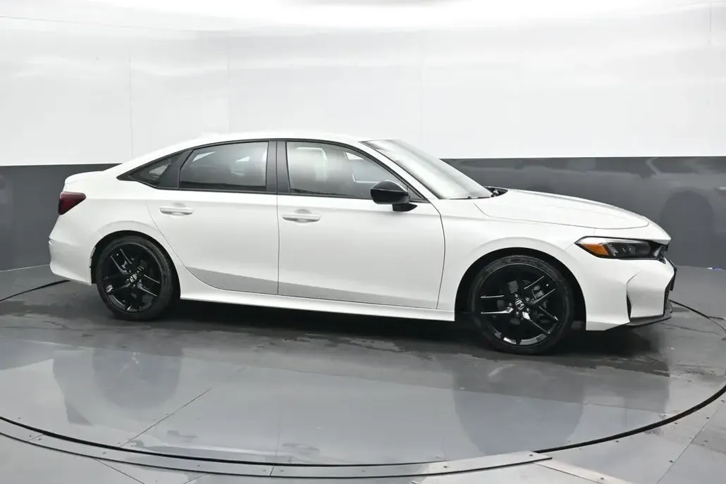 2026 Honda Civic Sport photo 1