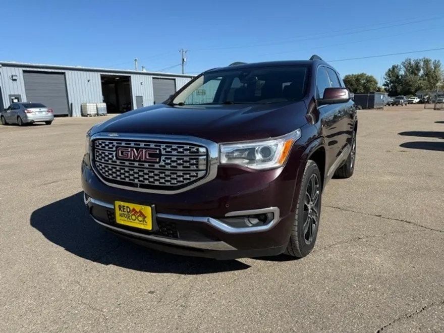 2017 Gmc Acadia Denali photo 1