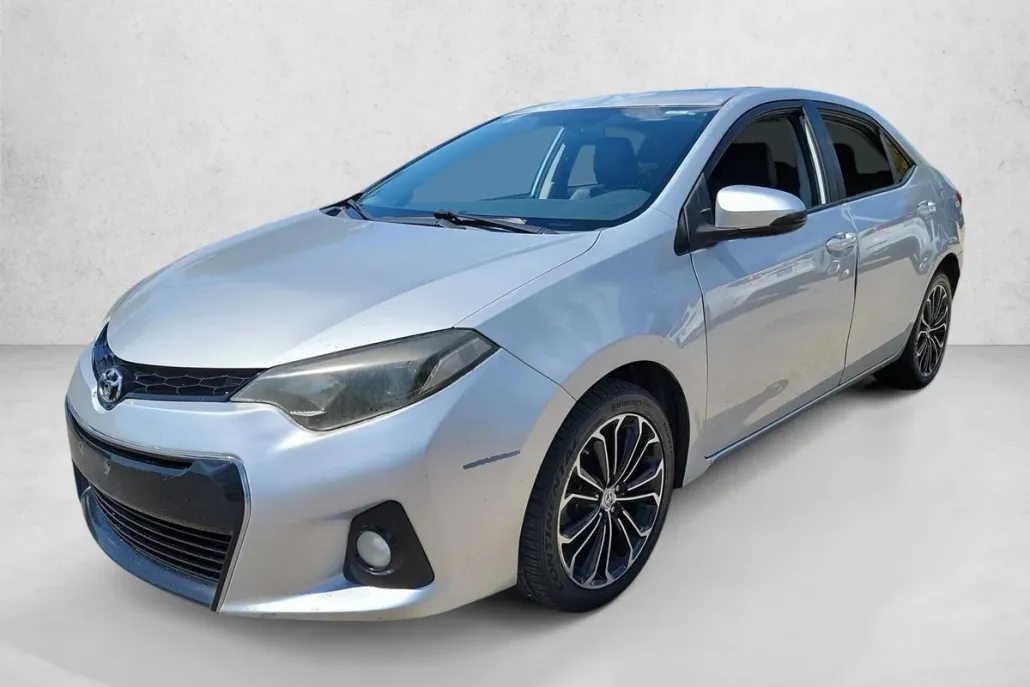 2014 Toyota Corolla Plus photo 1