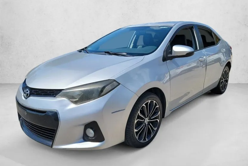 2014 Toyota Corolla Plus photo 1