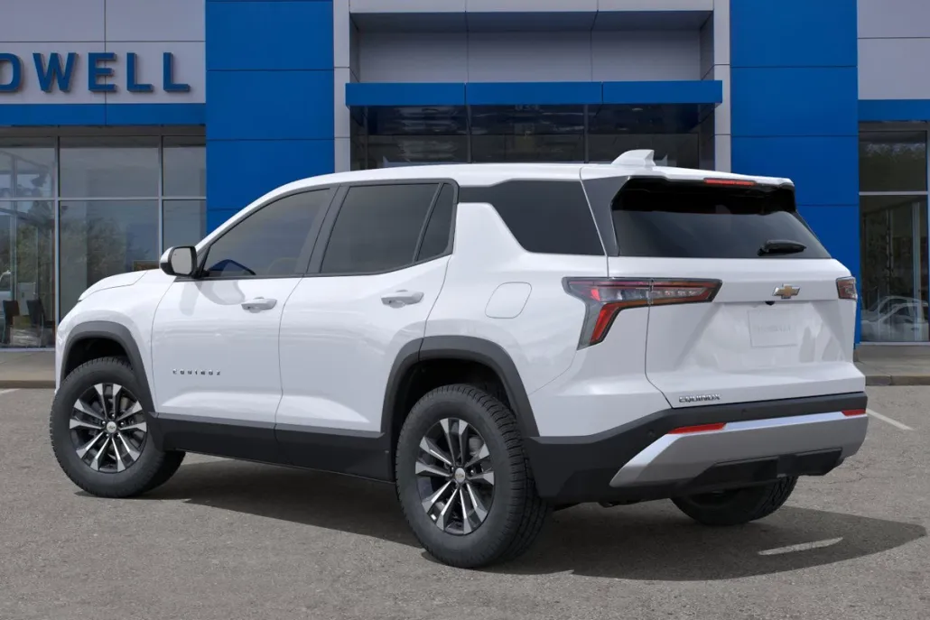 2026 Chevrolet Equinox LT photo 1