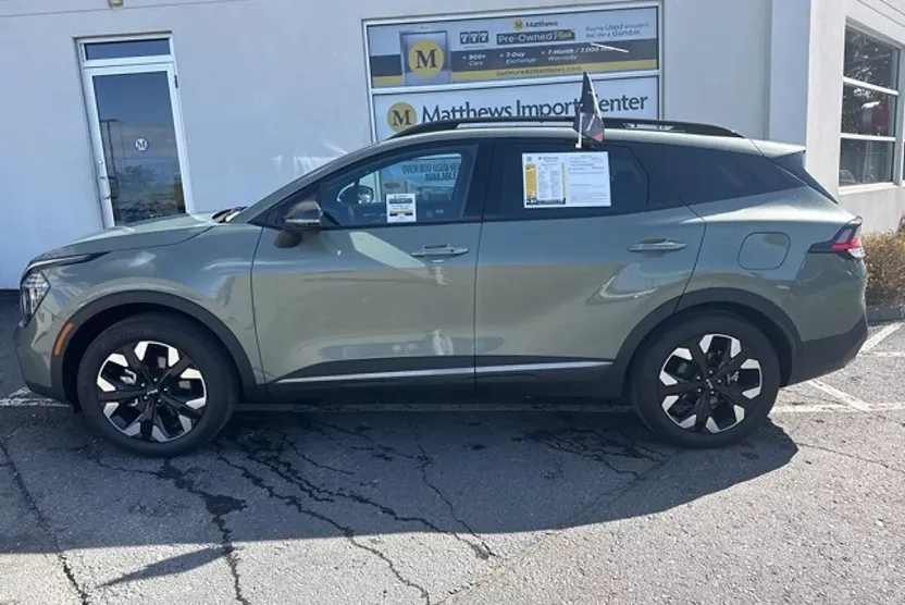 2024 Kia Sportage X-Line photo 1