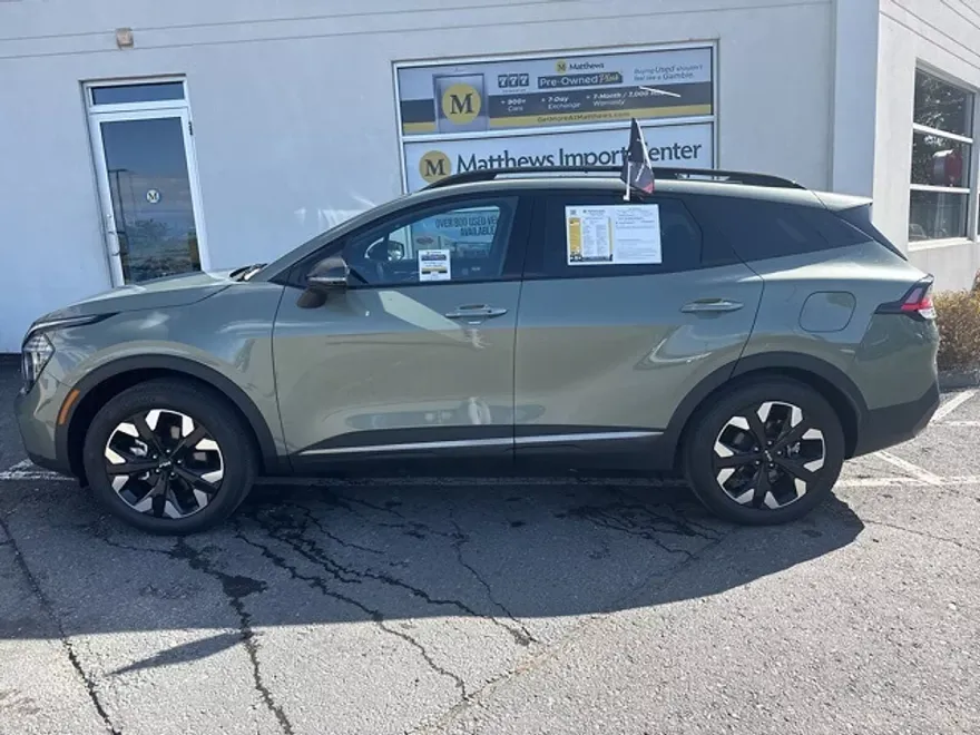 2024 Kia Sportage X-Line photo 1