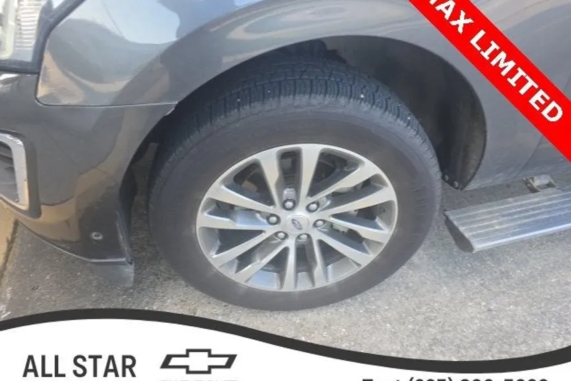 2018 Ford Expedition MAX Limited photo 1