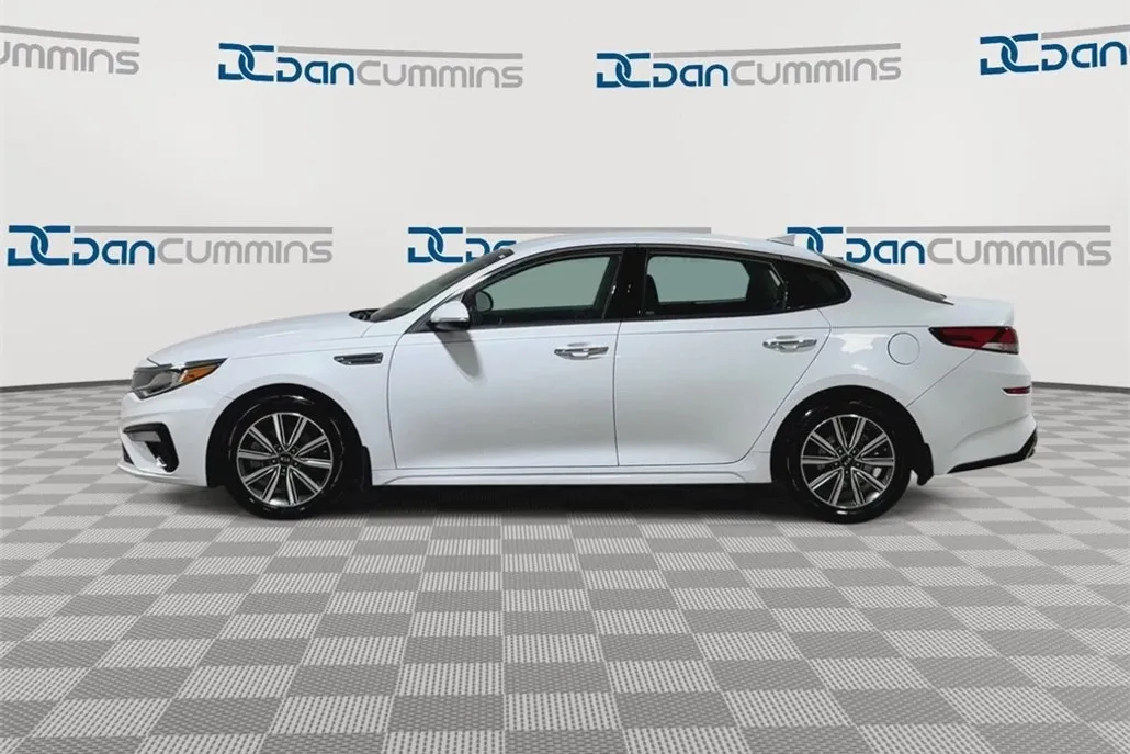 2019 Kia Optima EX photo 1