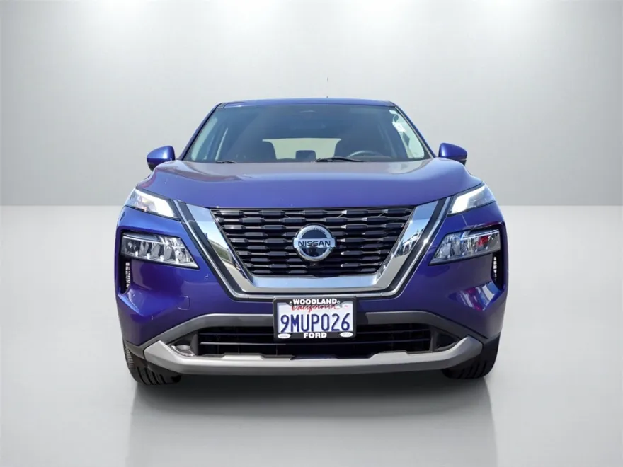 2021 Nissan Rogue SV photo 1