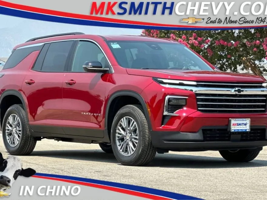 2026 Chevrolet Traverse photo 1