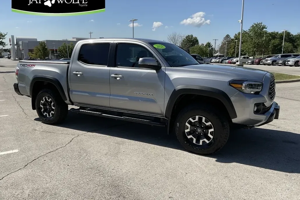2021 Toyota Tacoma TRD Off-Road photo 1