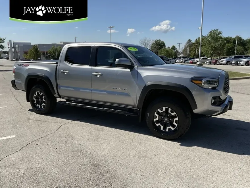 2021 Toyota Tacoma TRD Off-Road photo 1