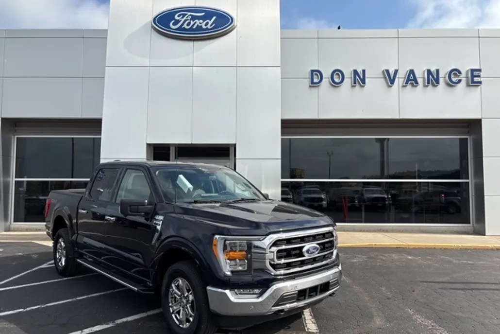 2022 Ford F-150 XLT photo 1