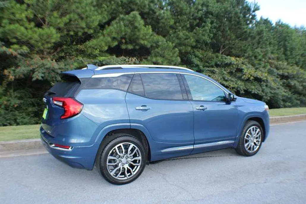 2024 Gmc Terrain Denali photo 1