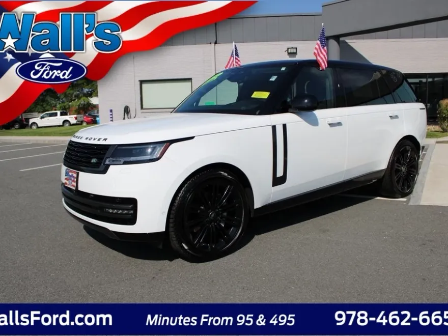2024 Land Rover Range Rover SE photo 1