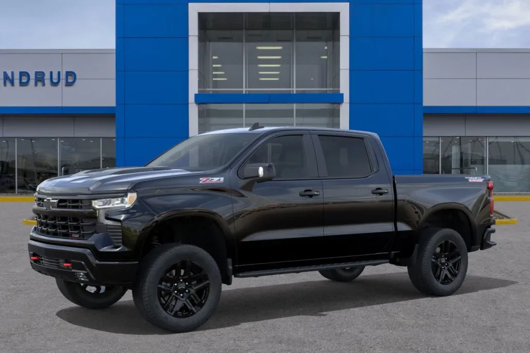 2026 Chevrolet Silverado 1500 LT Trail Boss photo 1