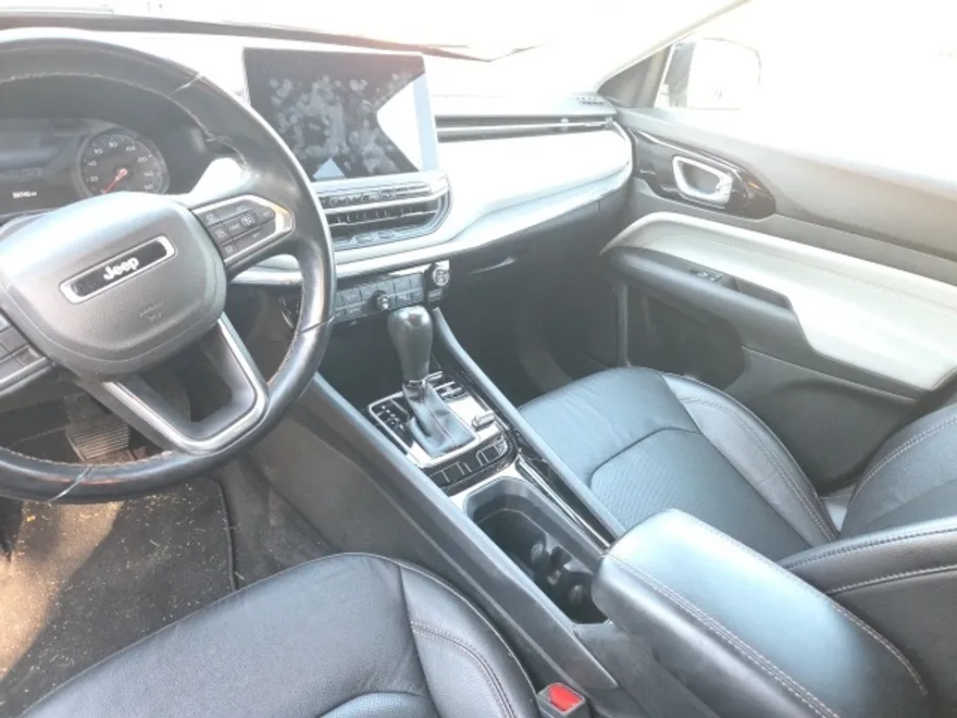 2022 Jeep Compass Limited photo 1