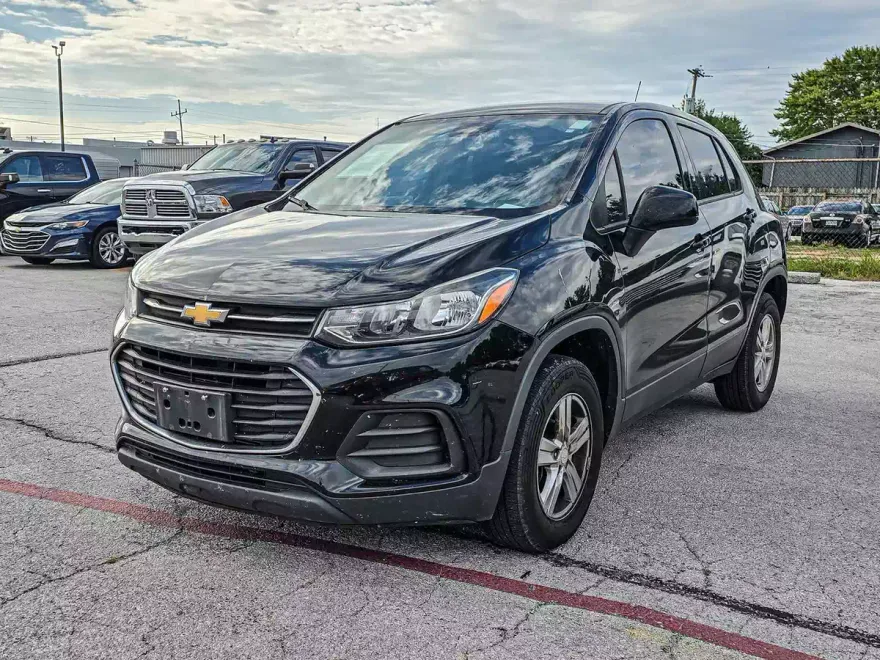 2017 Chevrolet Trax LS photo 1