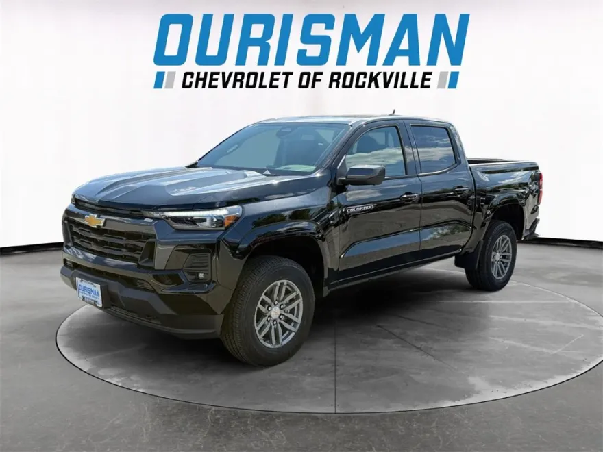 2026 Chevrolet Colorado LT photo 1
