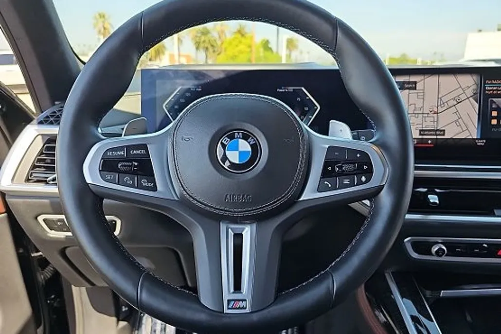 2023 Bmw X7 M60i photo 1