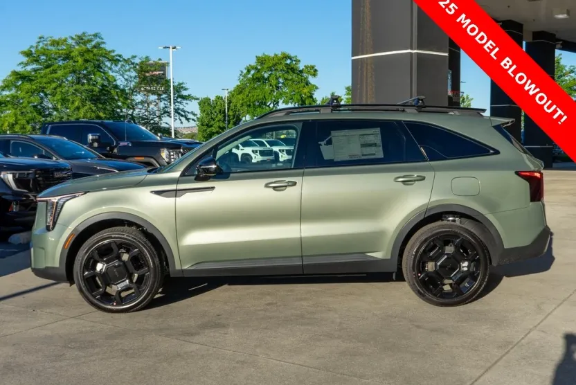 2025 Kia Sorento X-Line EX photo 1