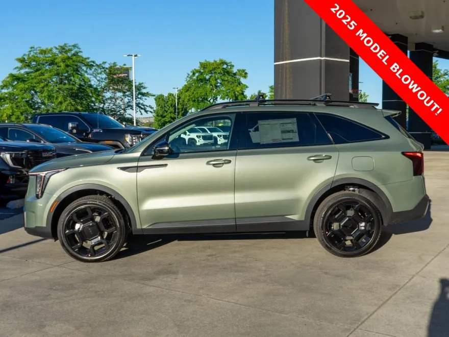 2025 Kia Sorento X-Line EX photo 1